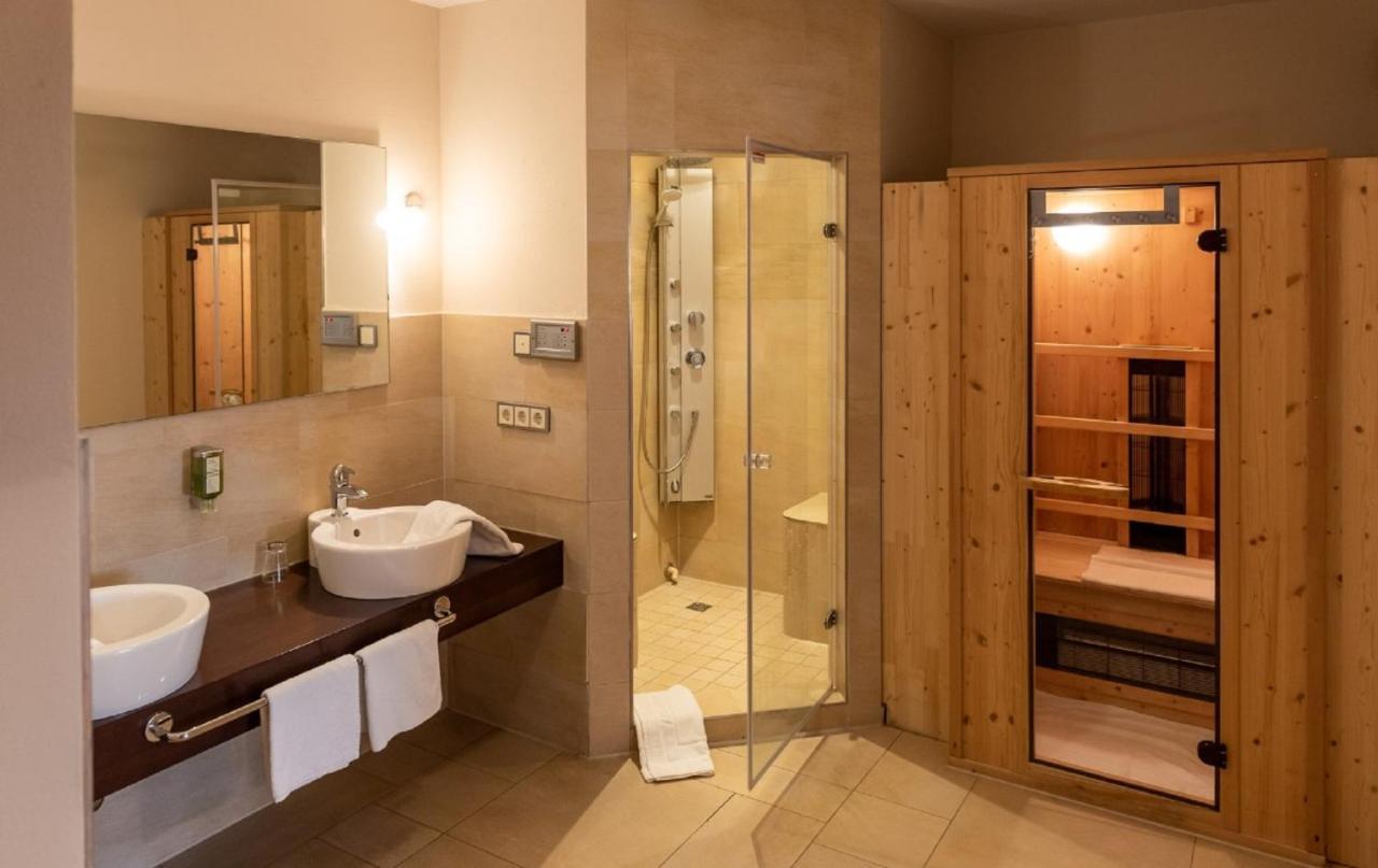 Thula Wellnesshotel Bayerischer Wald Lalling Exterior photo